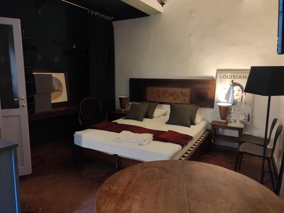 Lovely Portion Of Property Near Piazza Santo Spirito Флоренция Экстерьер фото